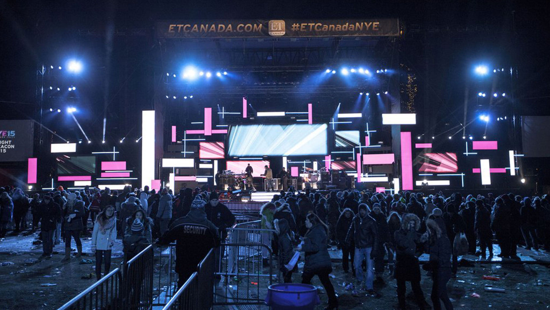 24V RGB LED Modules help ET Canada ring in the New Year