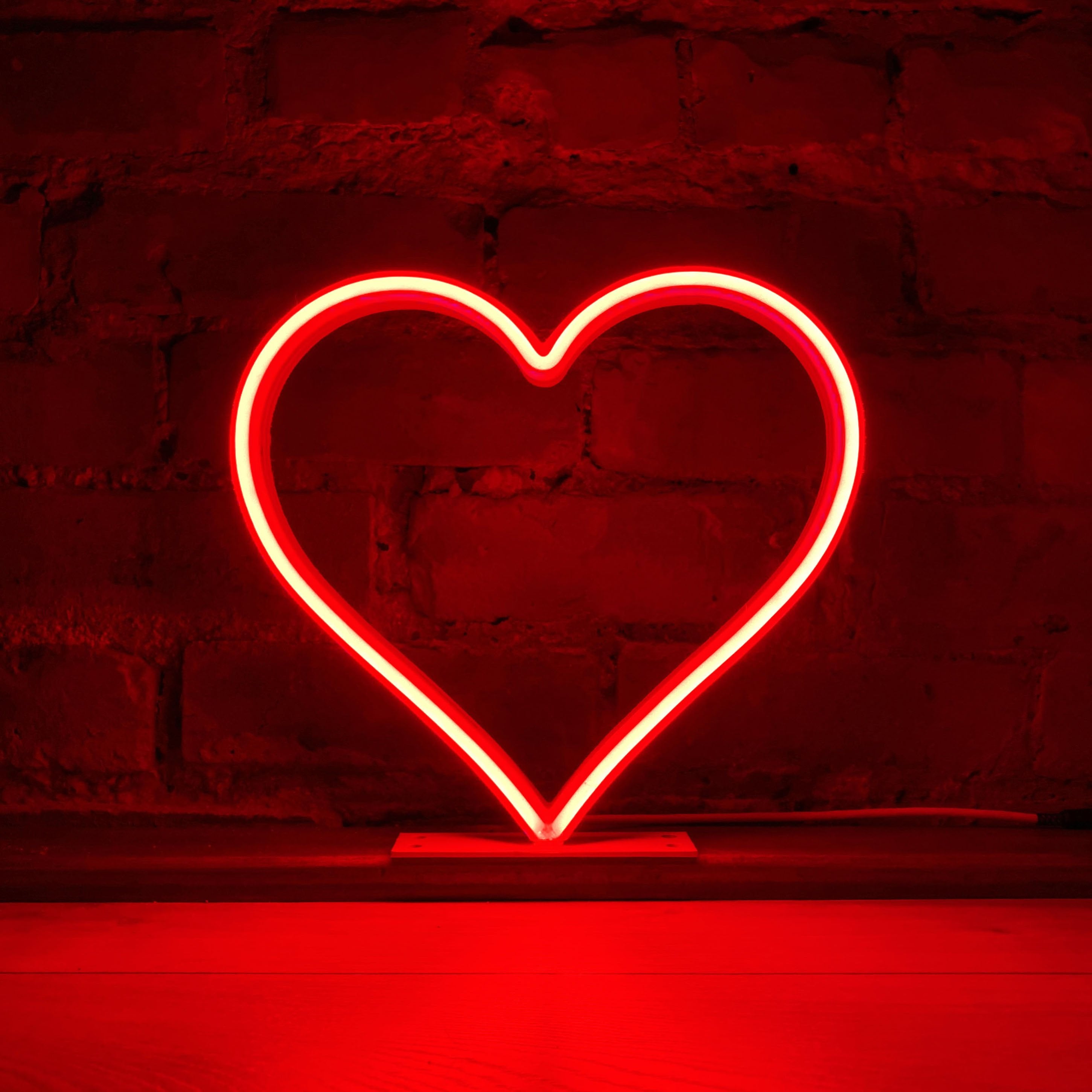 Light Up Live Sept 22 - Red Neon Heart